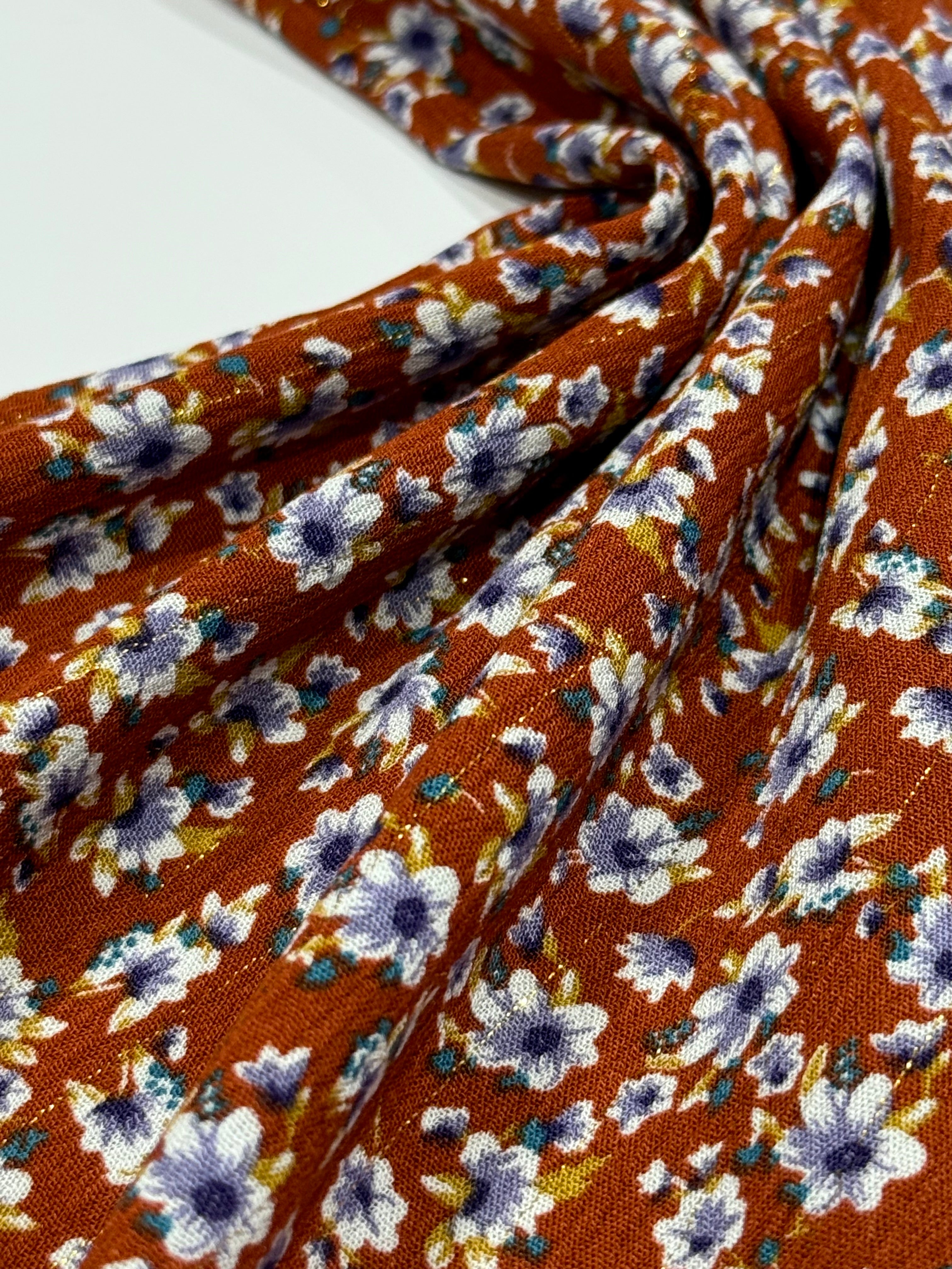 Amelia Viscose Crepe With Lurex