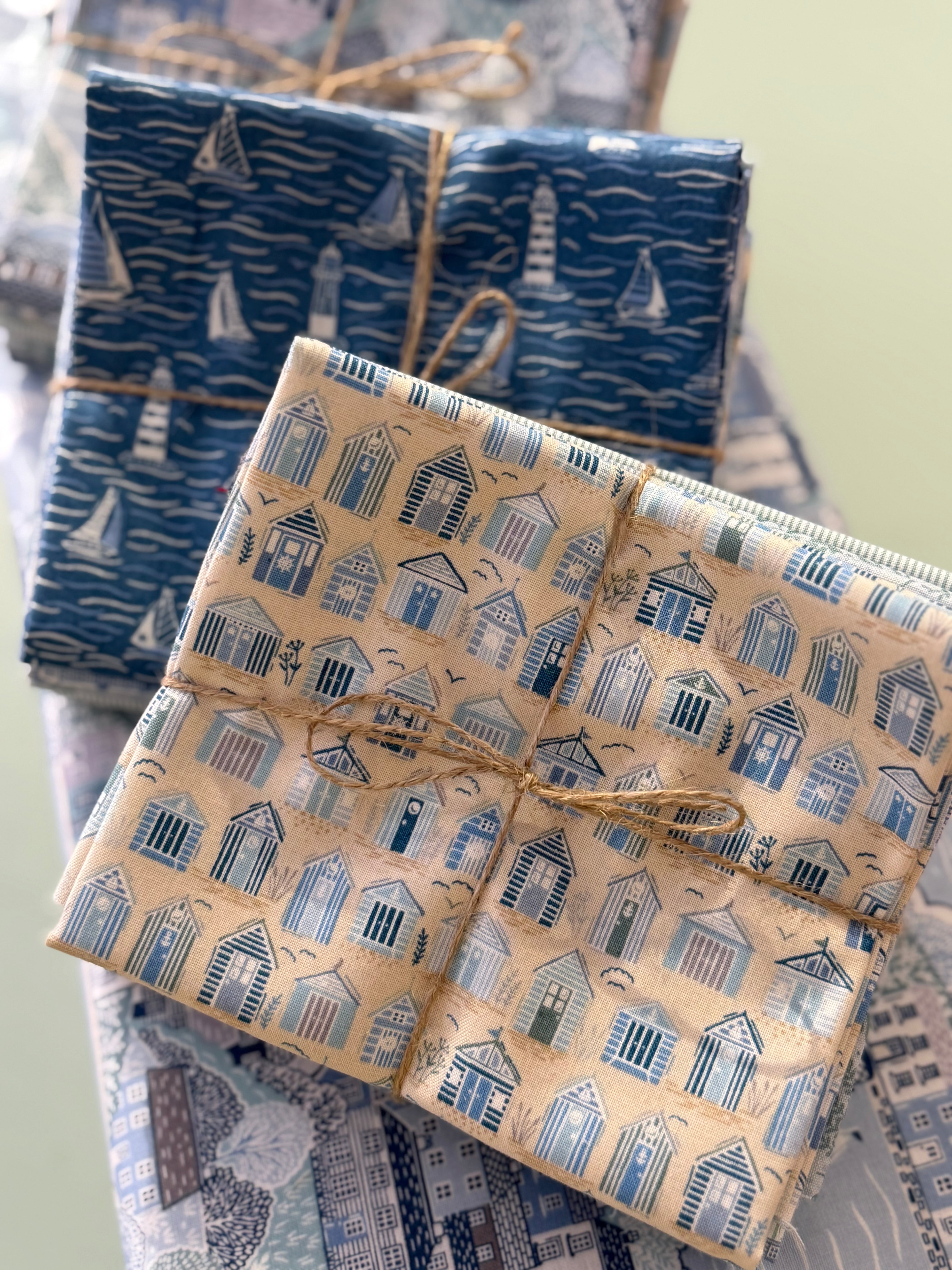 Driftwood 7 Fat Quarter Bundle By Makower UK