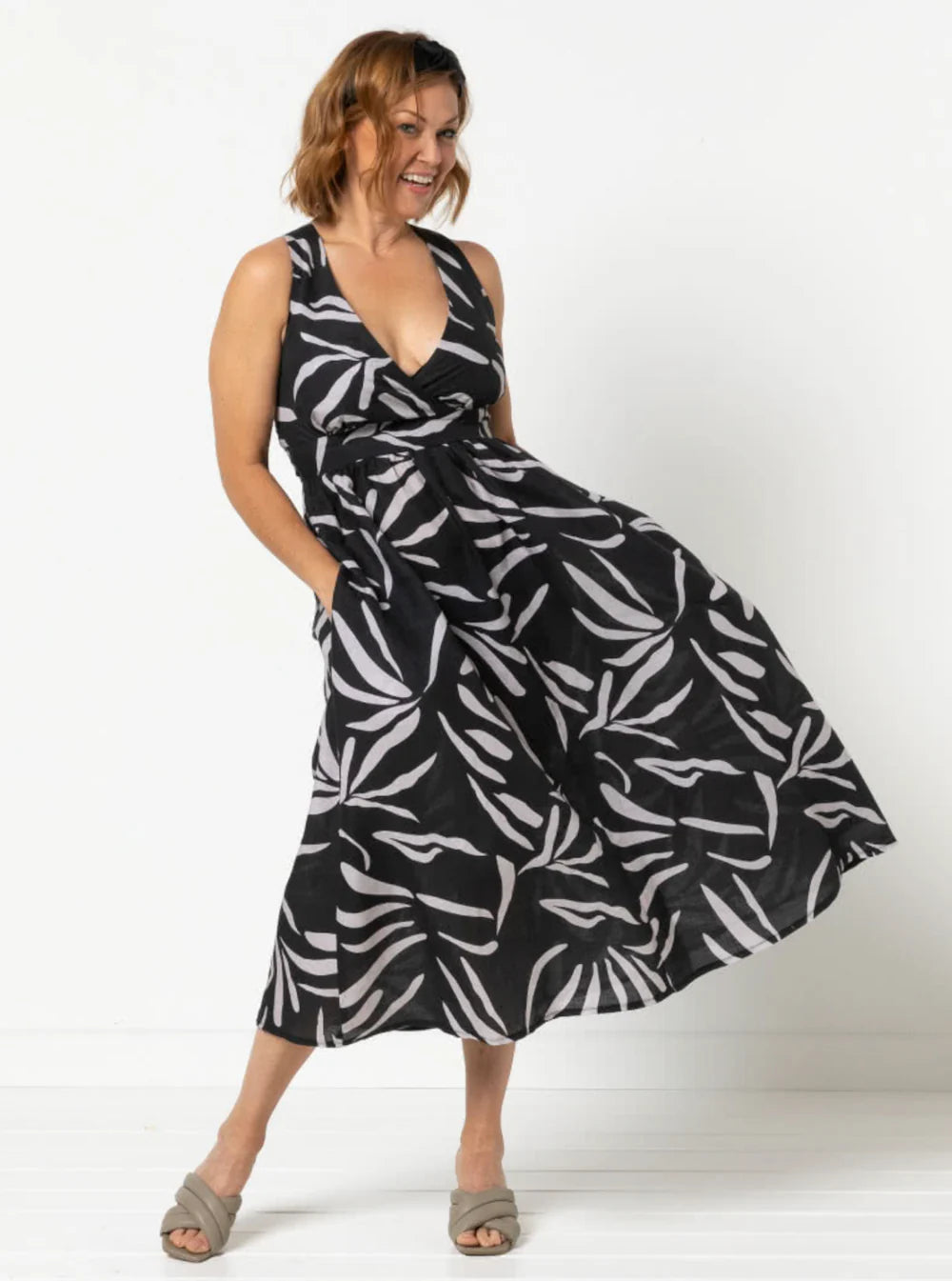 Livy Woven Dress By Style Arc Sizes 4-16 / 18-30