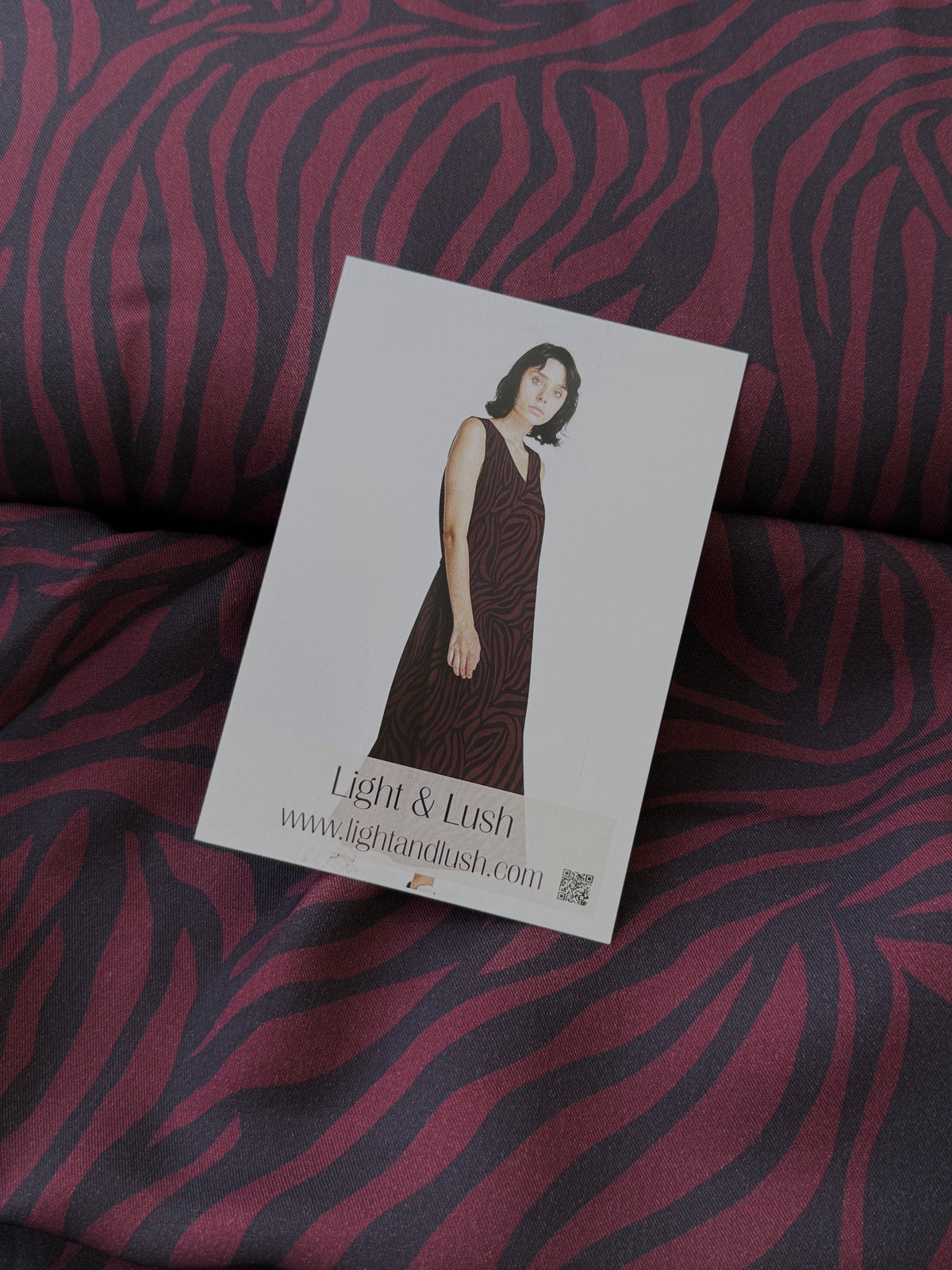 After Dark Viscose Twill By Light & Lush Stof Of Denmark