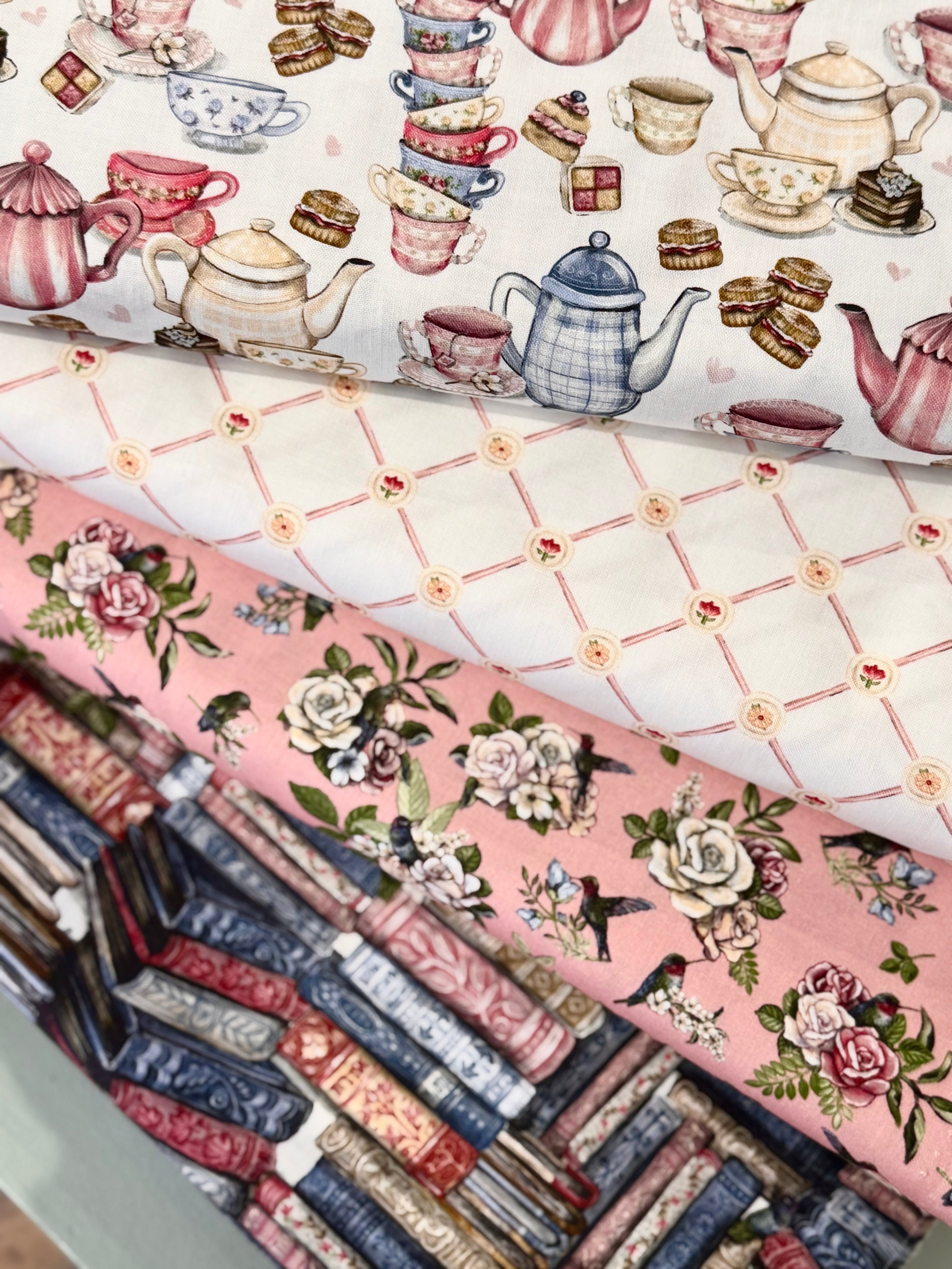 Camelot Fabrics - Tea And Poetry - Afternoon Tea 49240601