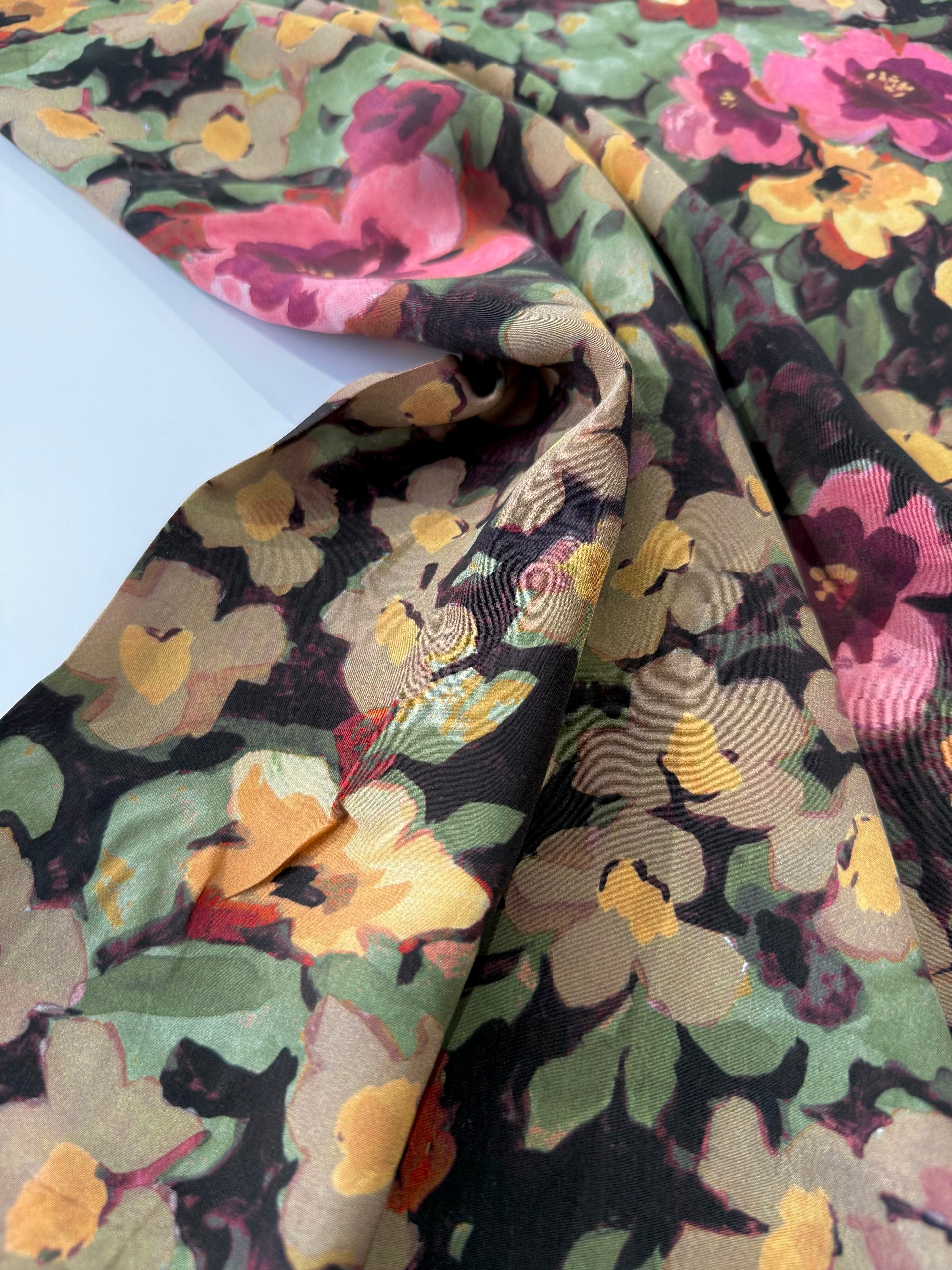Lady McElroy Flemish Impression Sandwashed Silk-Mix Crepe De Chine