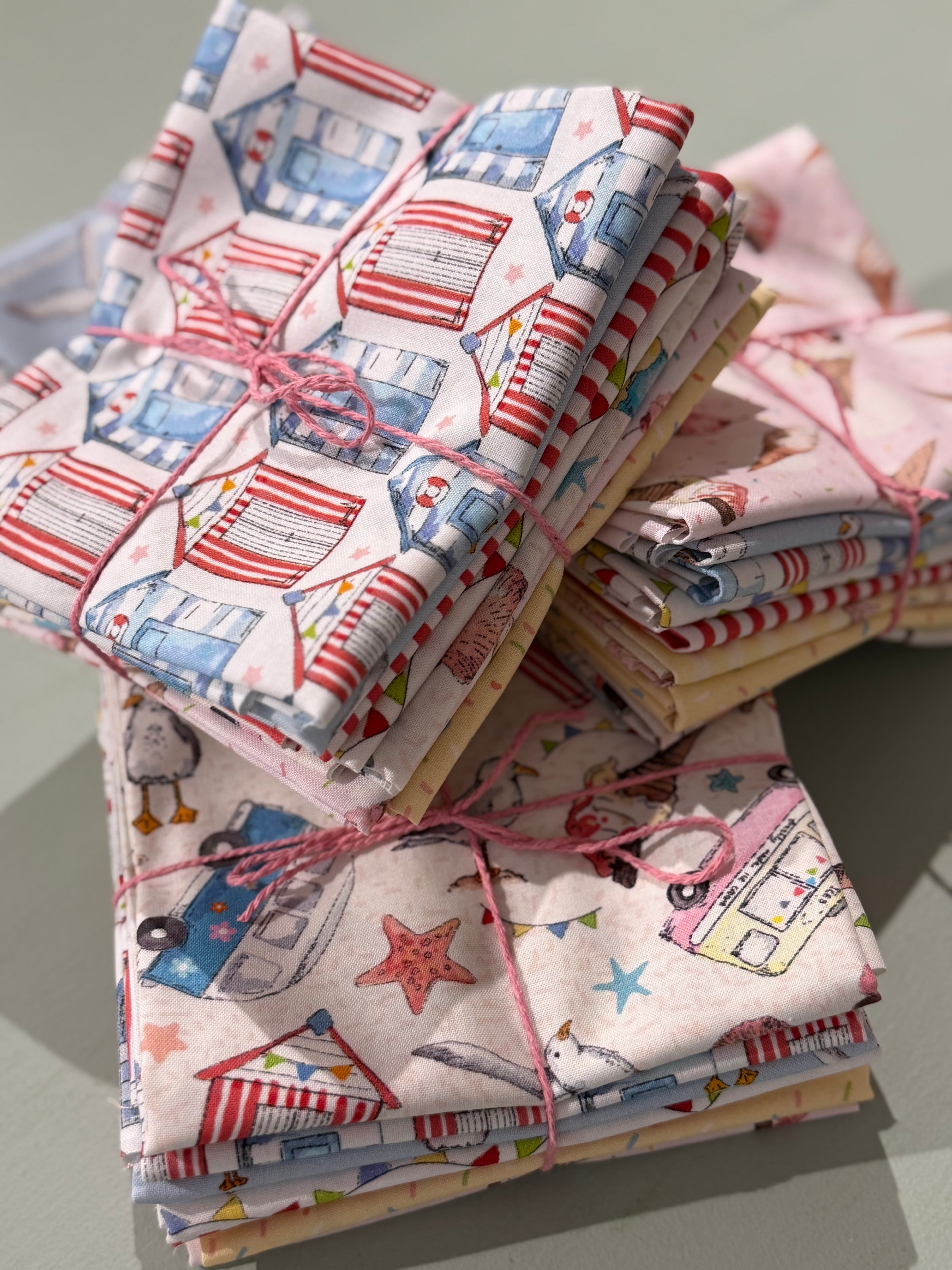 Sundaes By The Sea By Susan Wheeler - 8 Fat Quarter Bundle