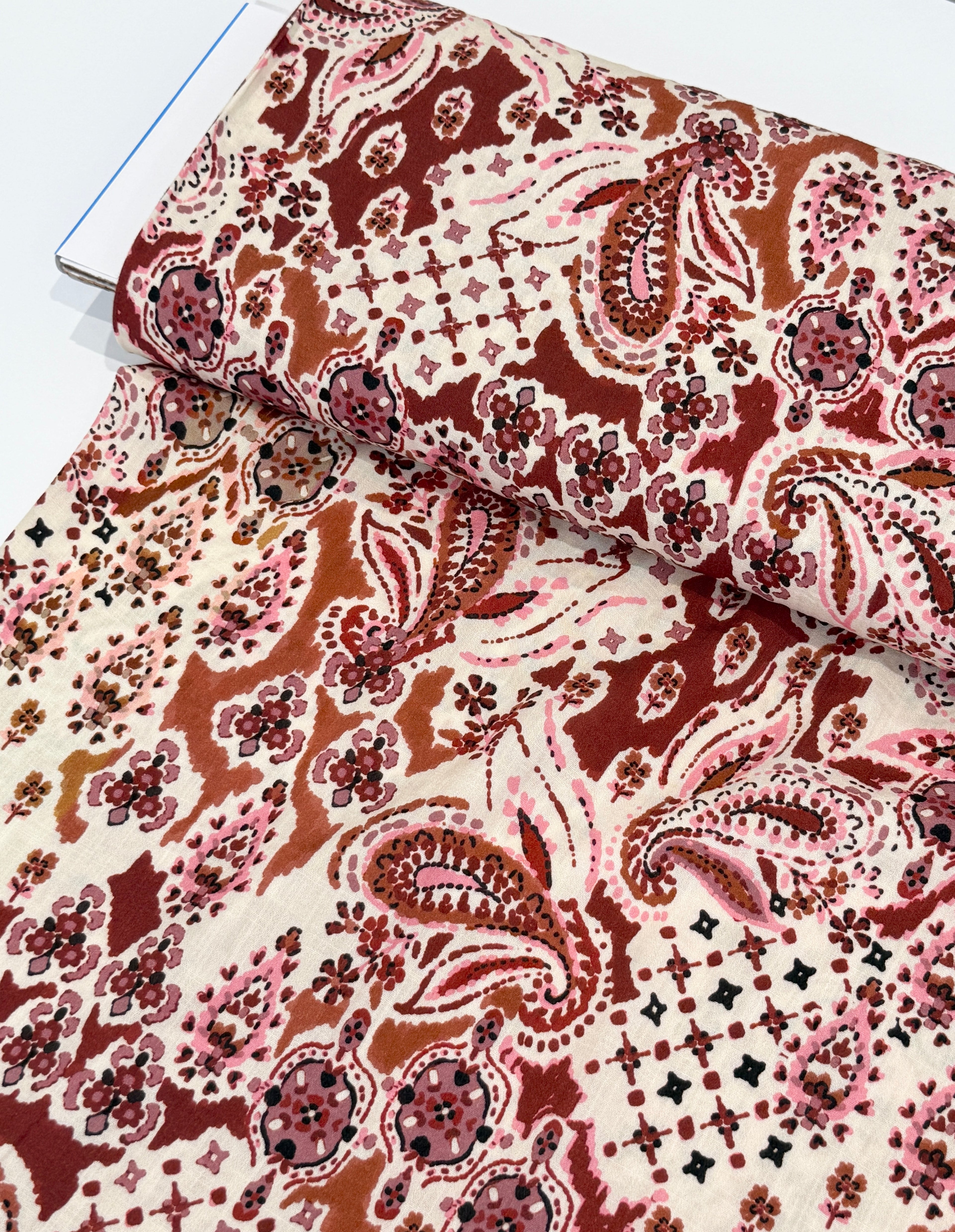 Paisley Viscose Blend Deadstock
