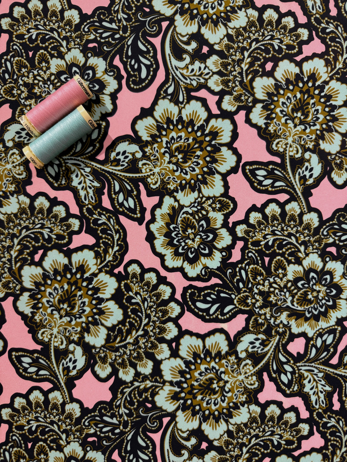 Rose Baroque Deadstock Crêpe