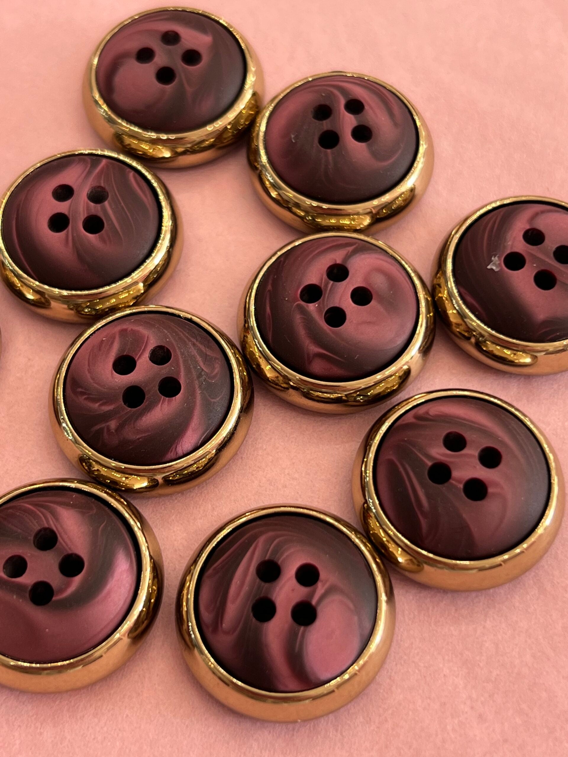 Chunky Marbled Wine And Gold 23mm Buttons