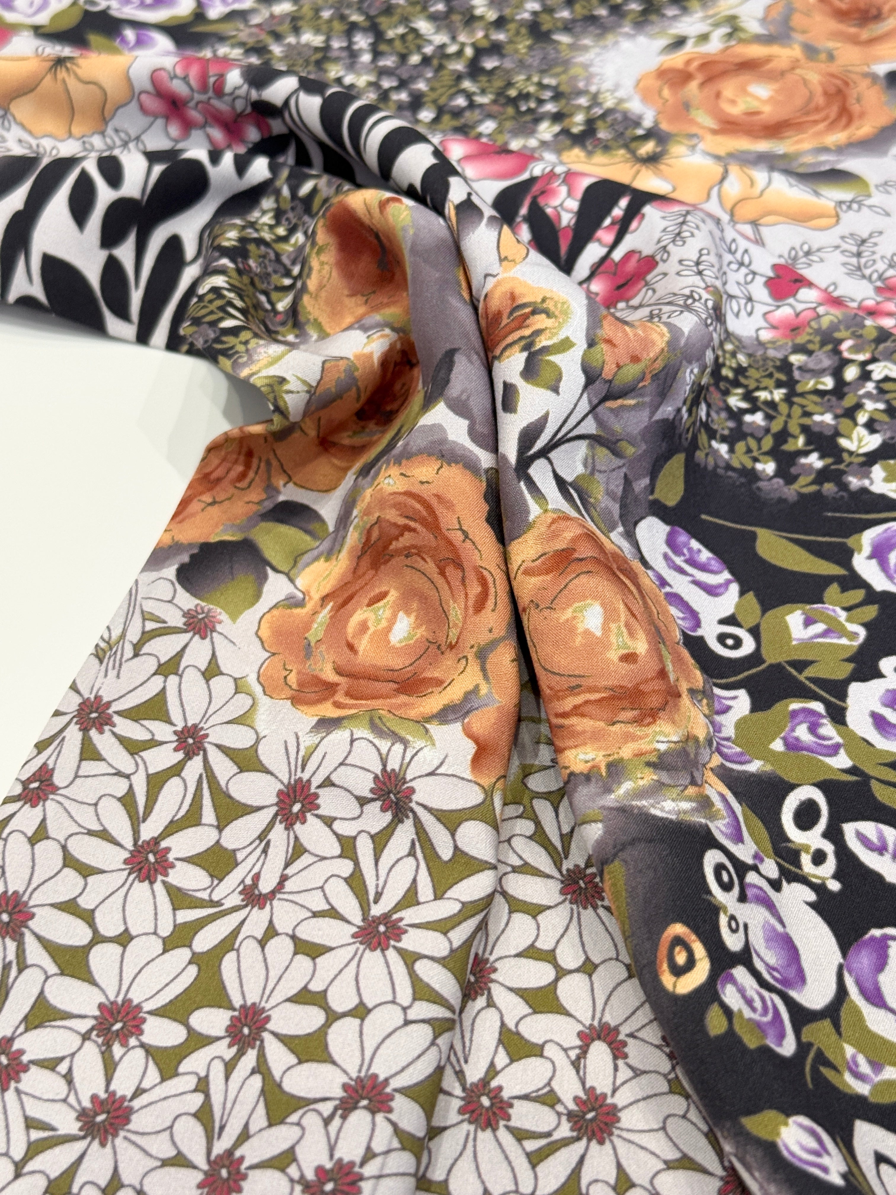 Vintage Collage Viscose Poplin