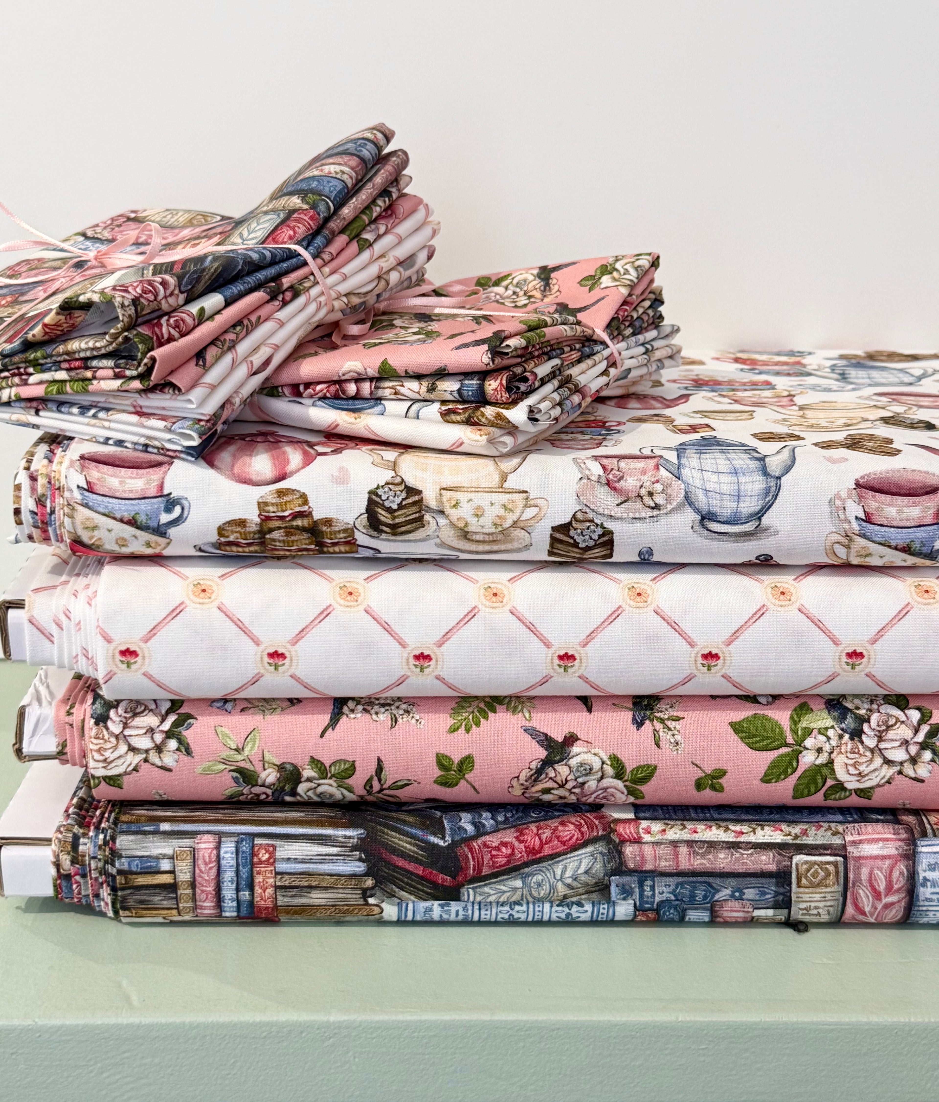 Camelot Fabrics - Tea And Poetry - Afternoon Tea 49240601