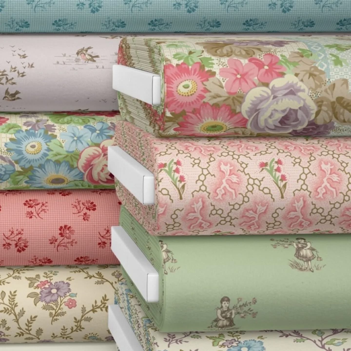 Ayla - Flower Girl Lace A-1724-L Max and Louise For Andover Textiles Fat Quarter