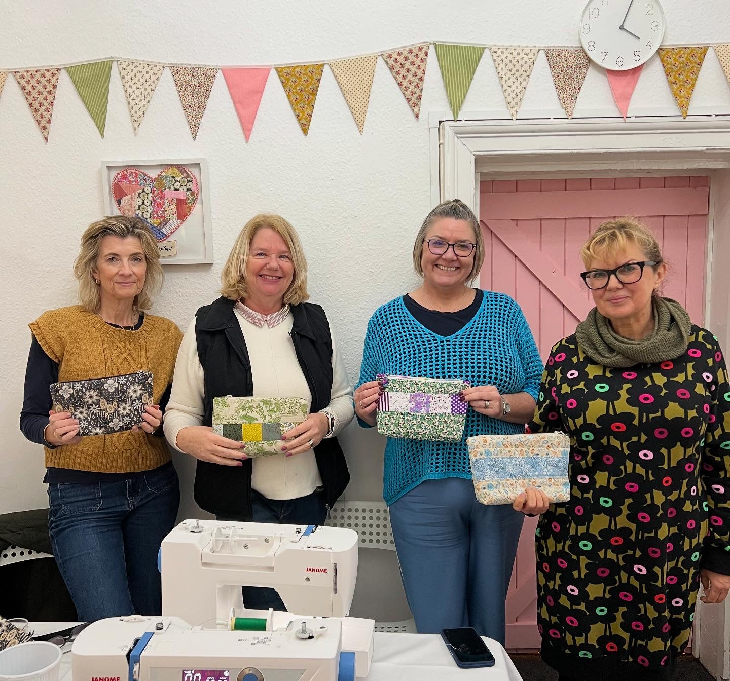 Sew A Quilted Zippy Bag/Pouch Friday 23rd May