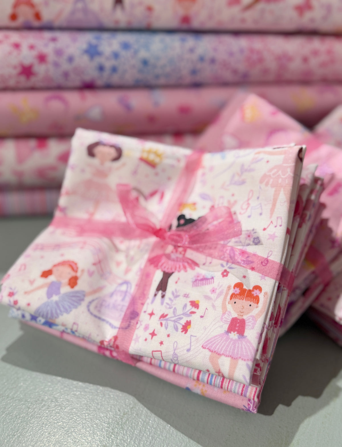 Dance Class Fat Quarter Bundle – 5 Pieces By Makower UK