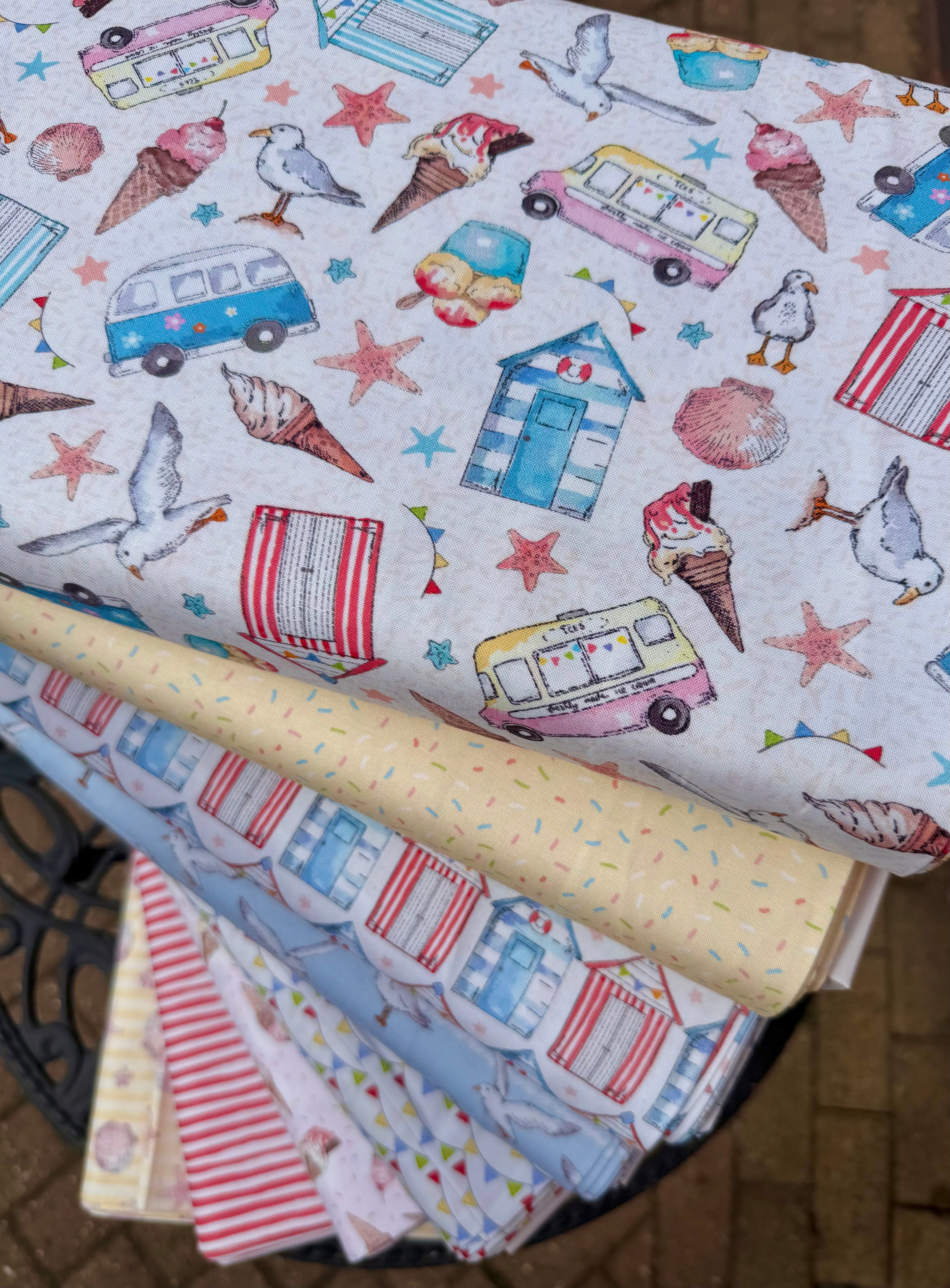 Sundaes By The Sea By Susan Wheeler - 3761-08 Bunting