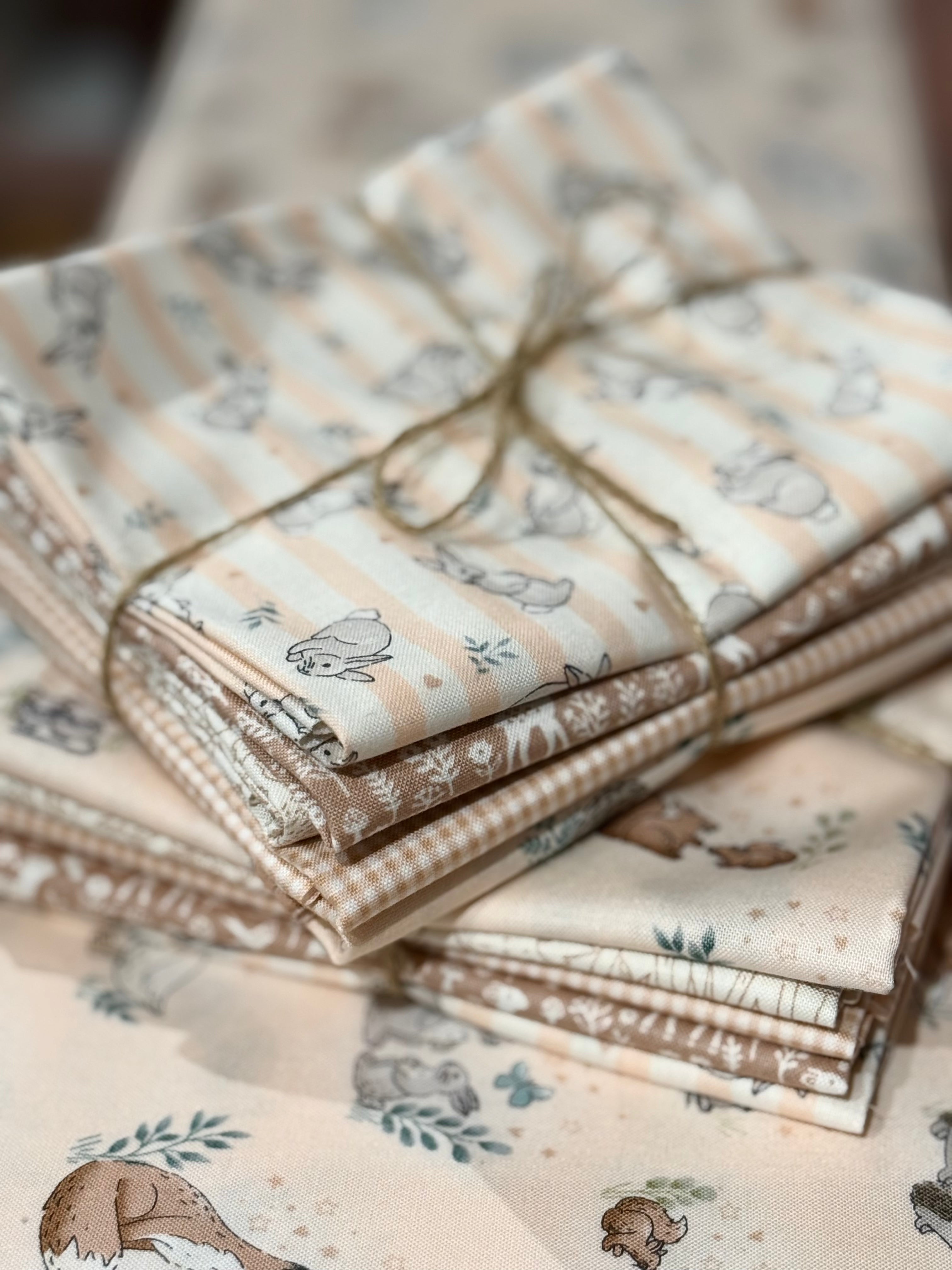 Little Ones -Fat Quarter Bundle (x5) Creams/Browns - By Makower UK