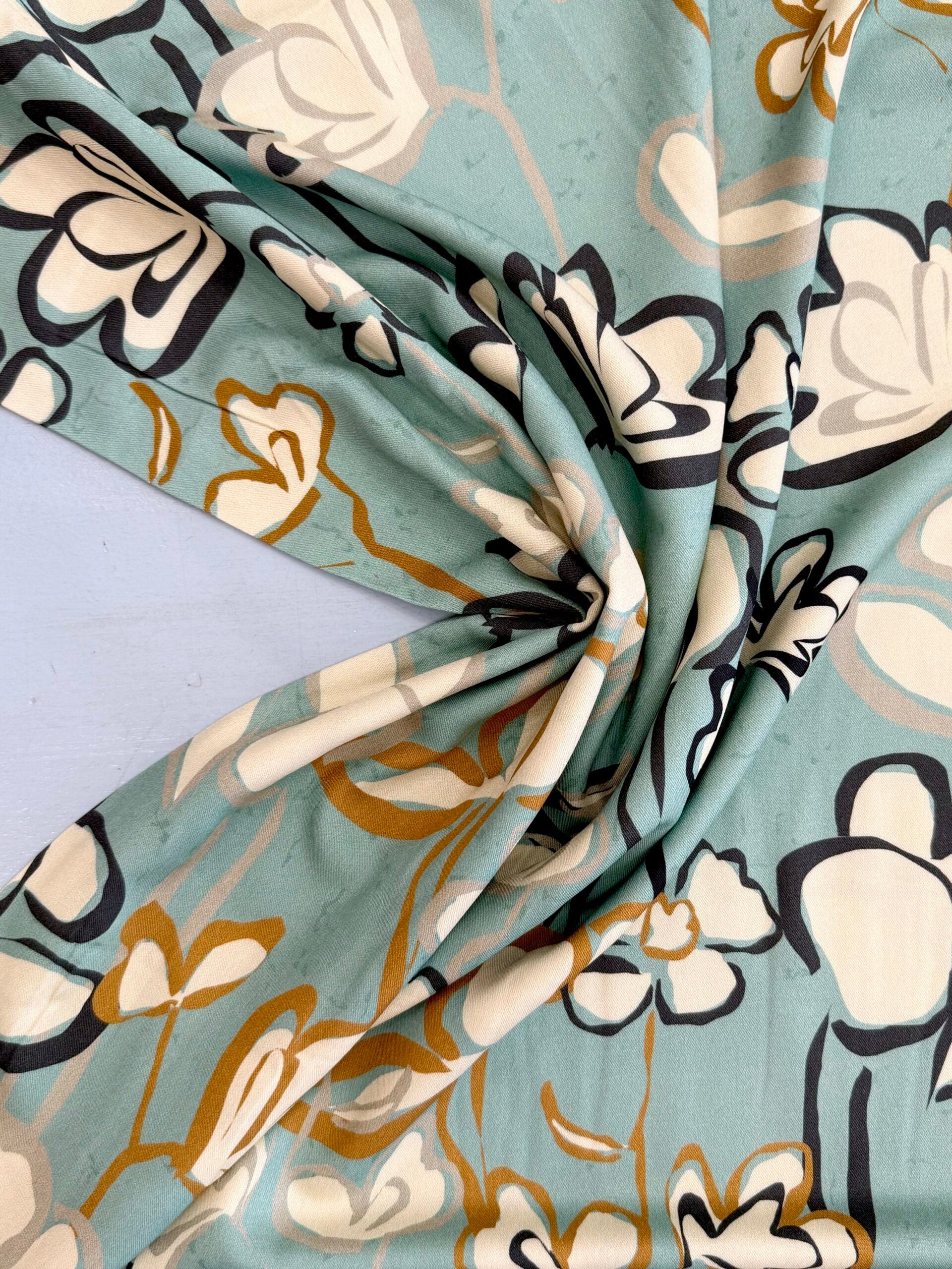 Light & Lush Viscose By Stof Of Denmark - Aria 44cm Remnant