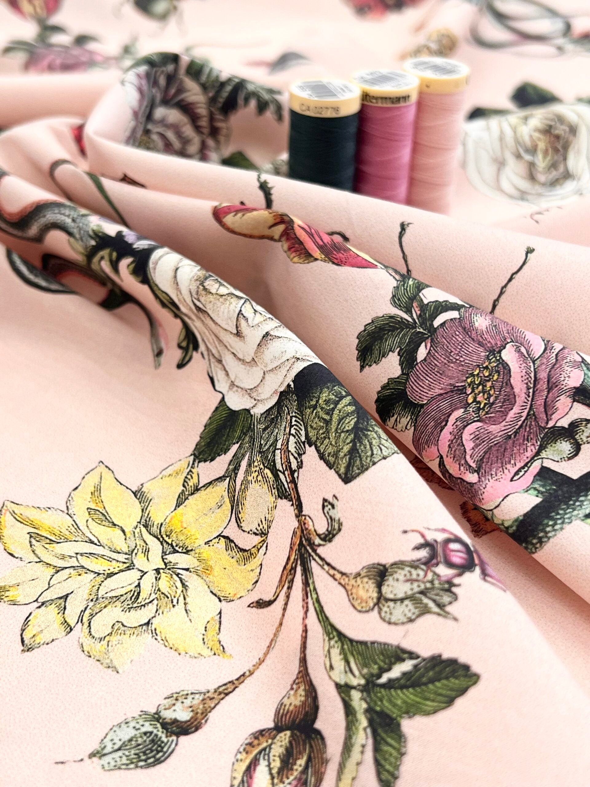 Lady McElroy Cobra Corsage Blush Cotton Marlie Lawn