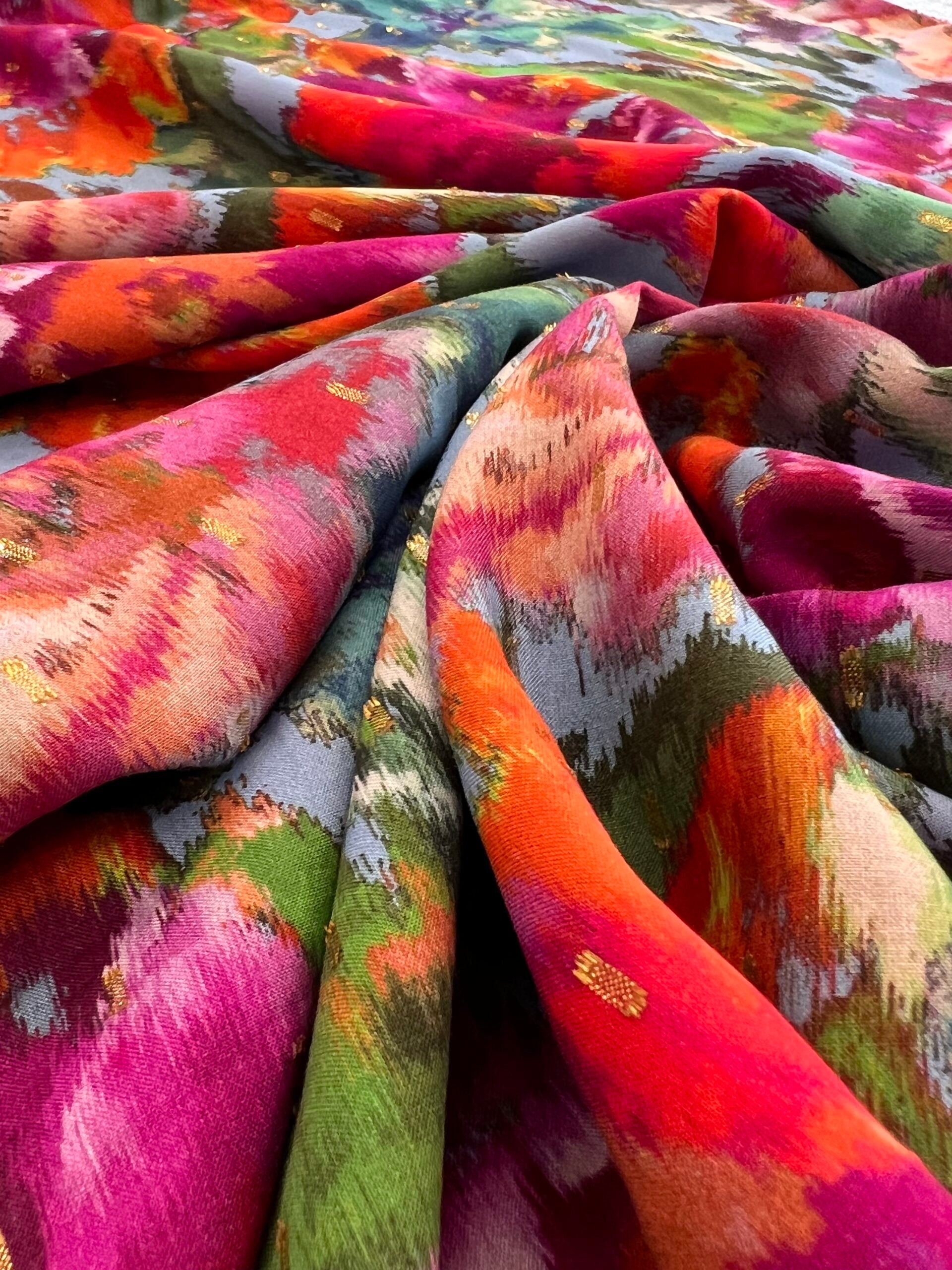 Lady McElroy Hazy Blooms Vienna Viscose Lawn 50cm Remnant