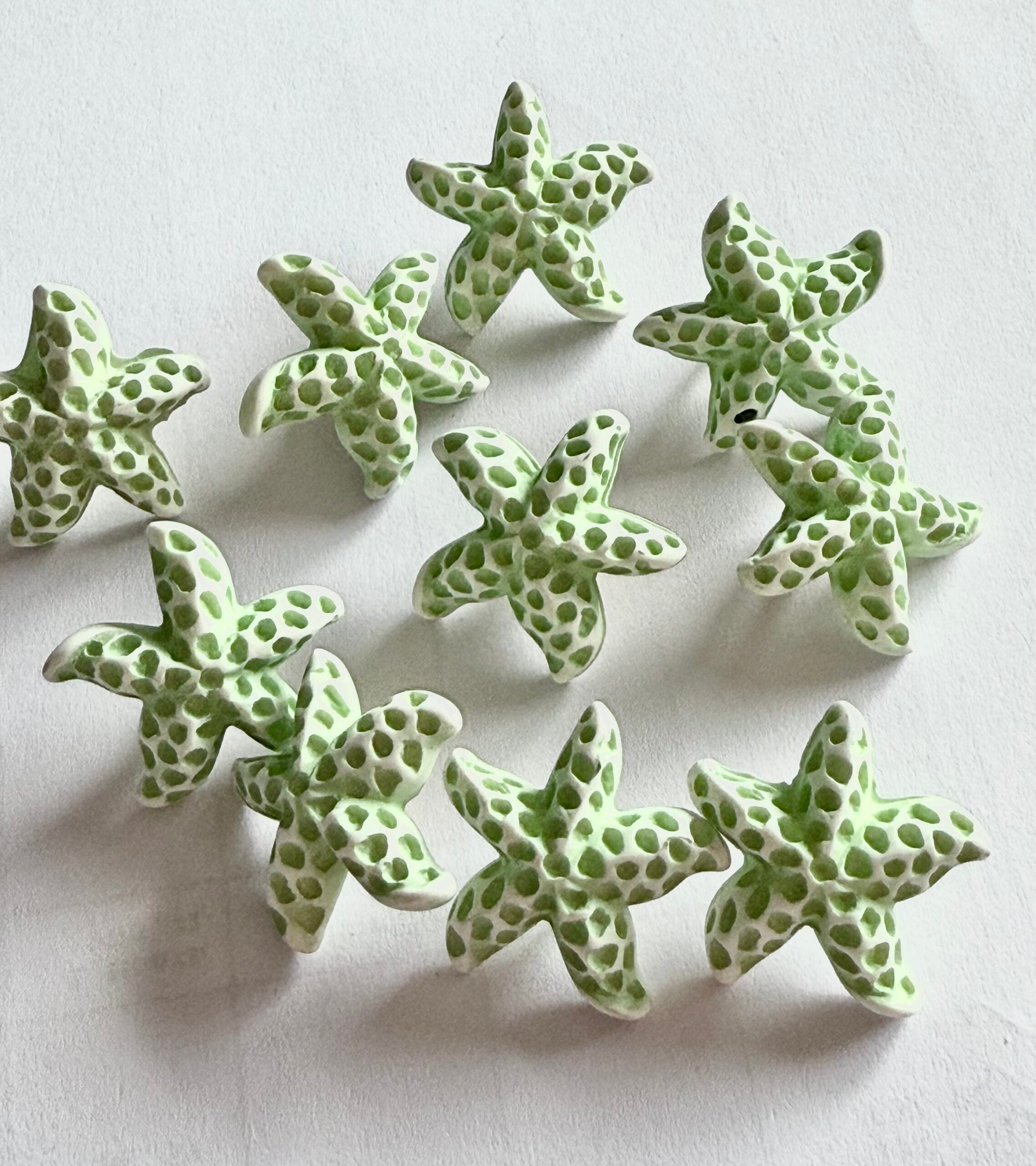 Pale Green Starfish Shank Buttons