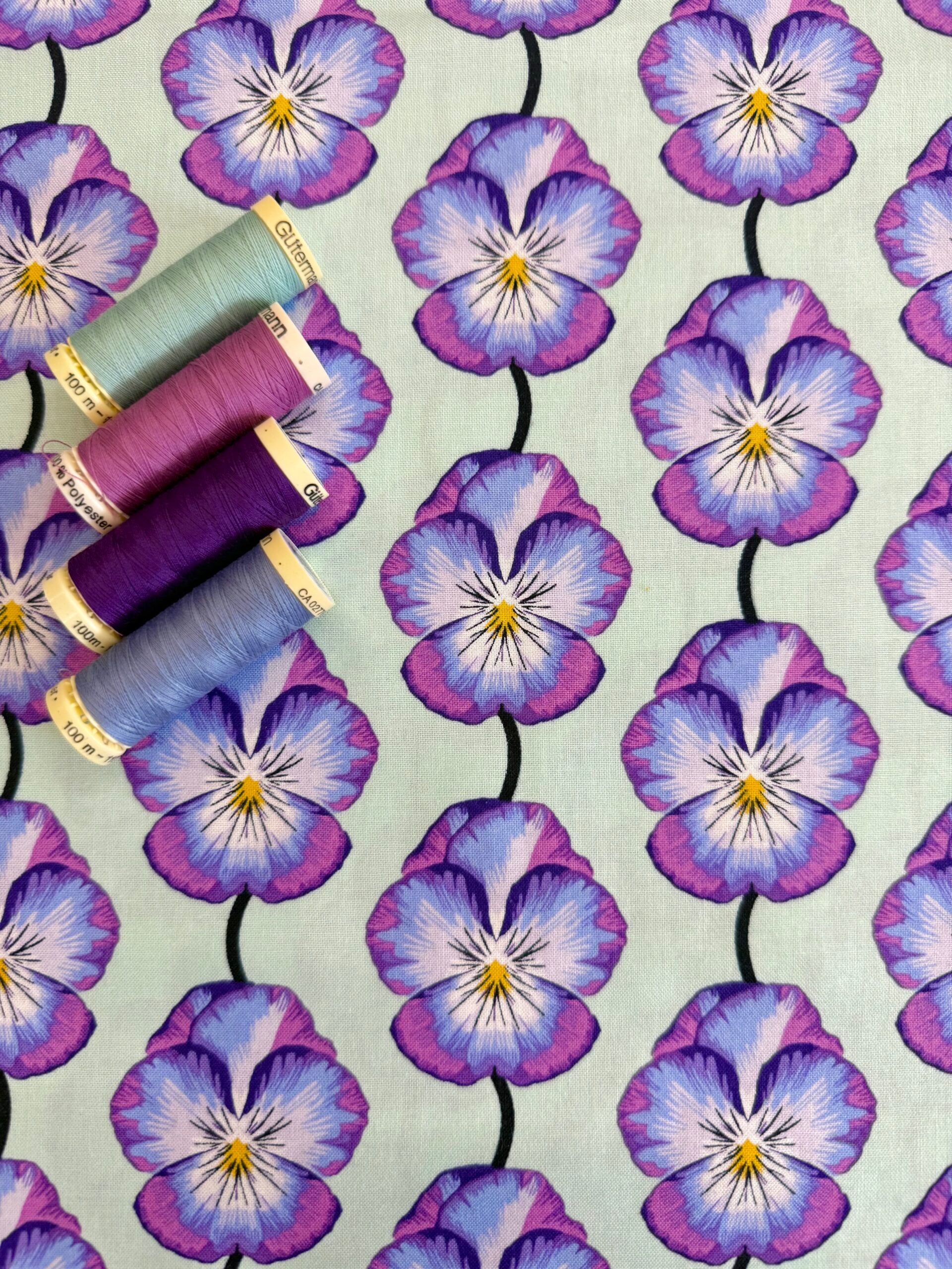 Iconic - Pansy Lavender By Anna Maria Textiles AMT 124-83C