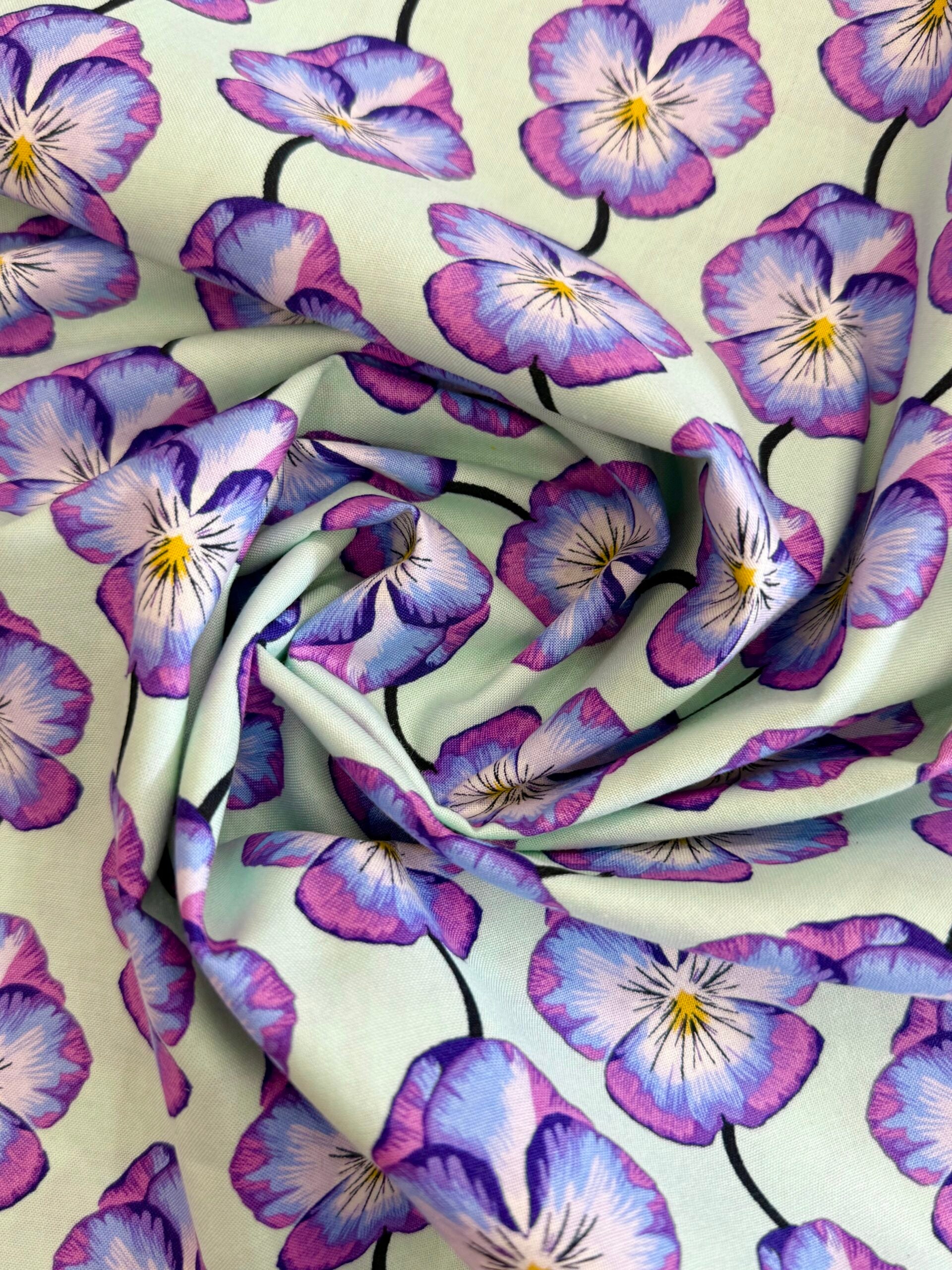 Iconic - Pansy Lavender By Anna Maria Textiles AMT 124-83C