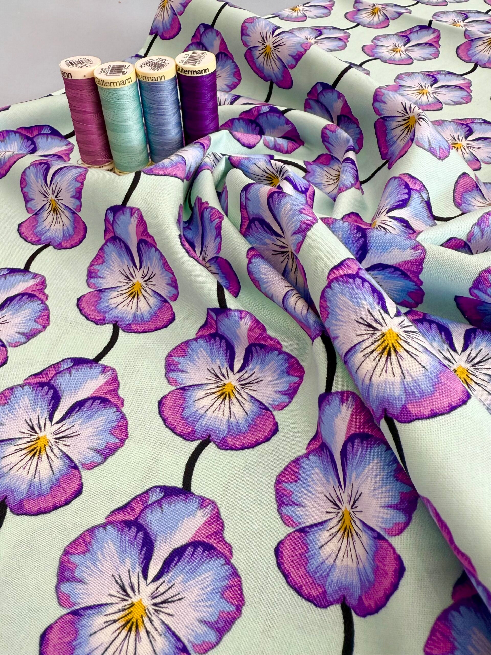 Iconic - Pansy Lavender By Anna Maria Textiles AMT 124-83C