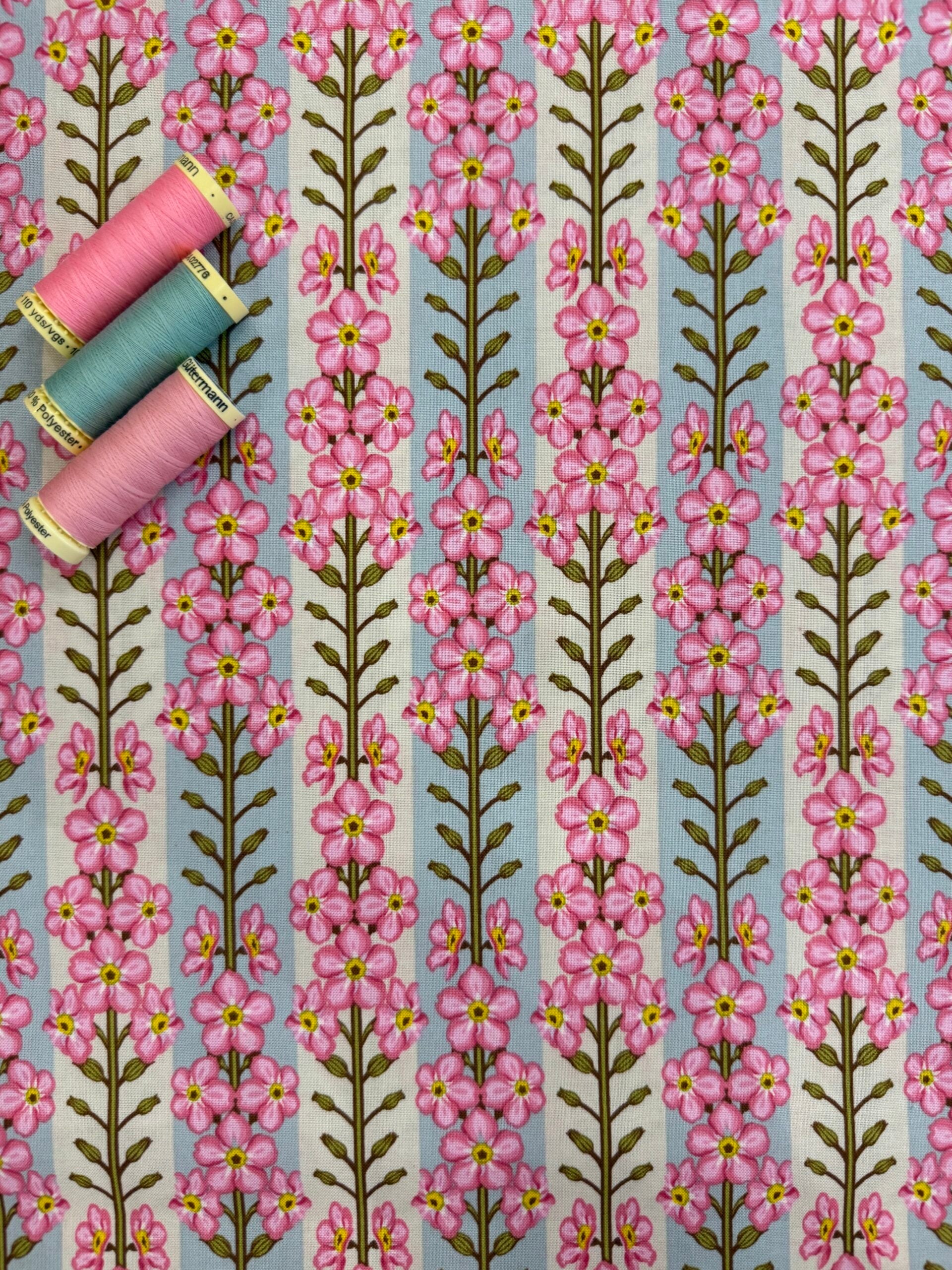 Iconic - Forget Me Not Romance By Anna Maria Textiles AMT125-20V