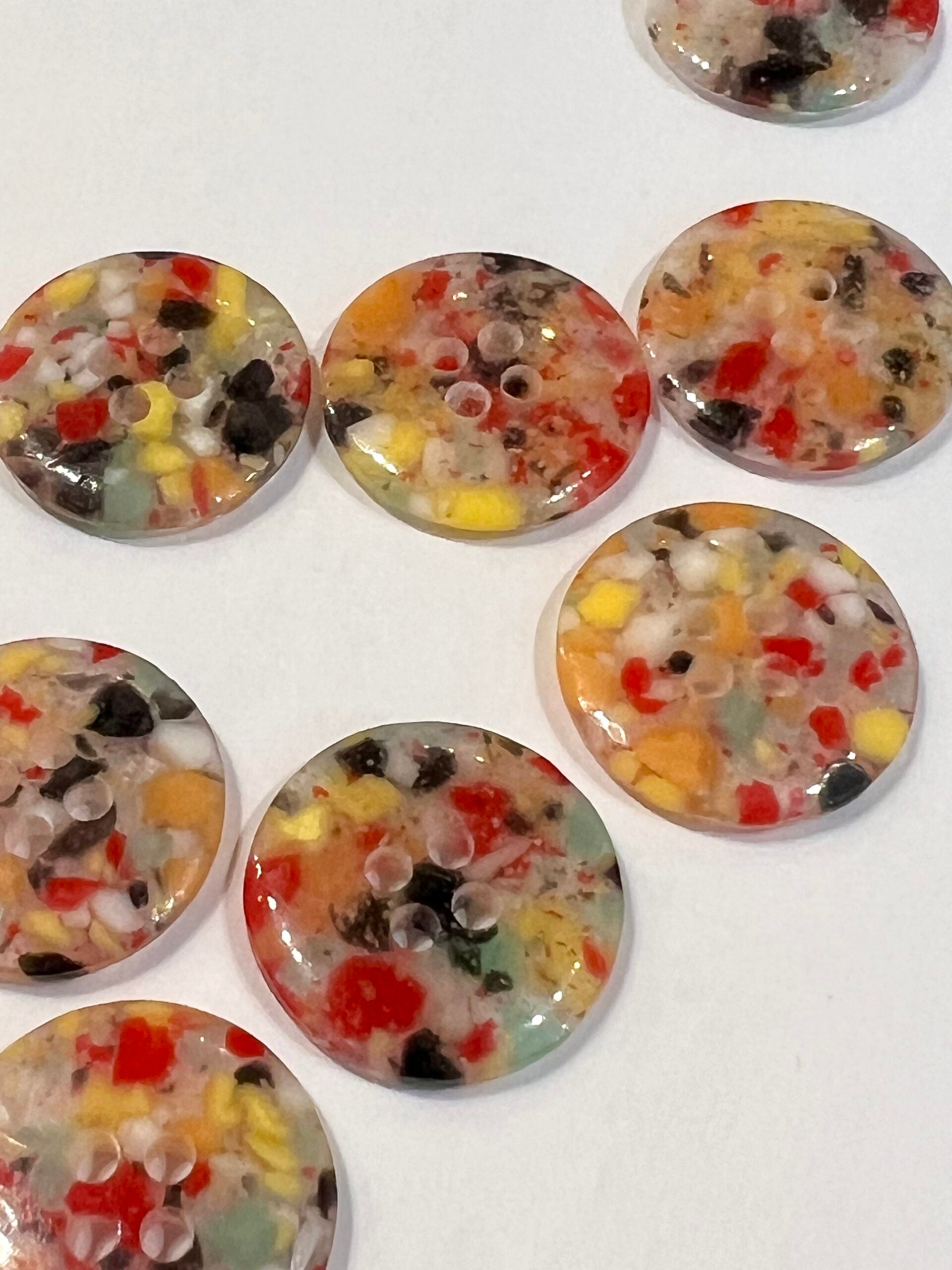 Eco Conscious Multi Recycled Scrap Plastic Buttons18 mm