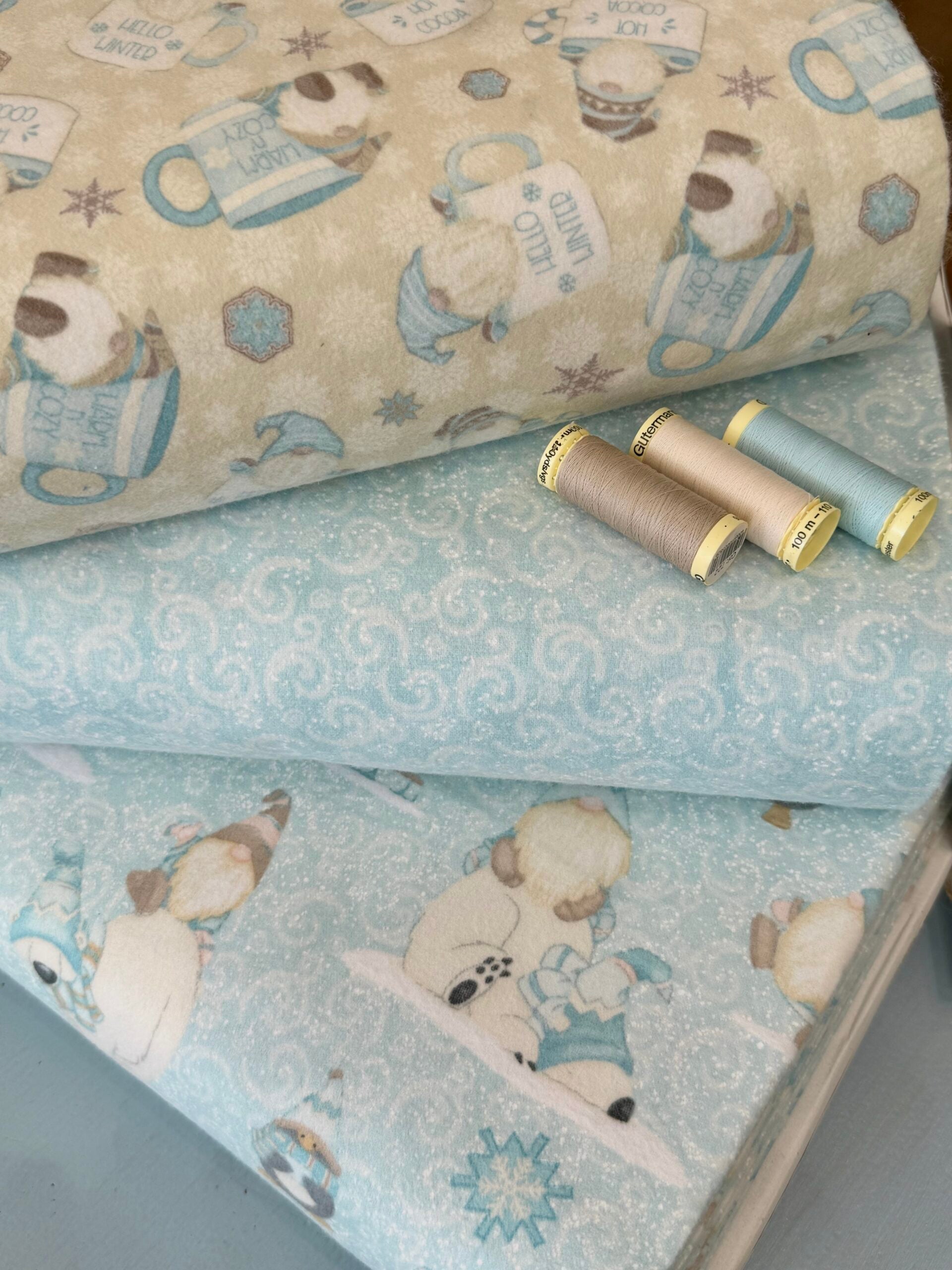 I Love Sn'Gnomies HGF9638 - Cotton Flannel by Shelly Comiskey for Henry Glass and Co