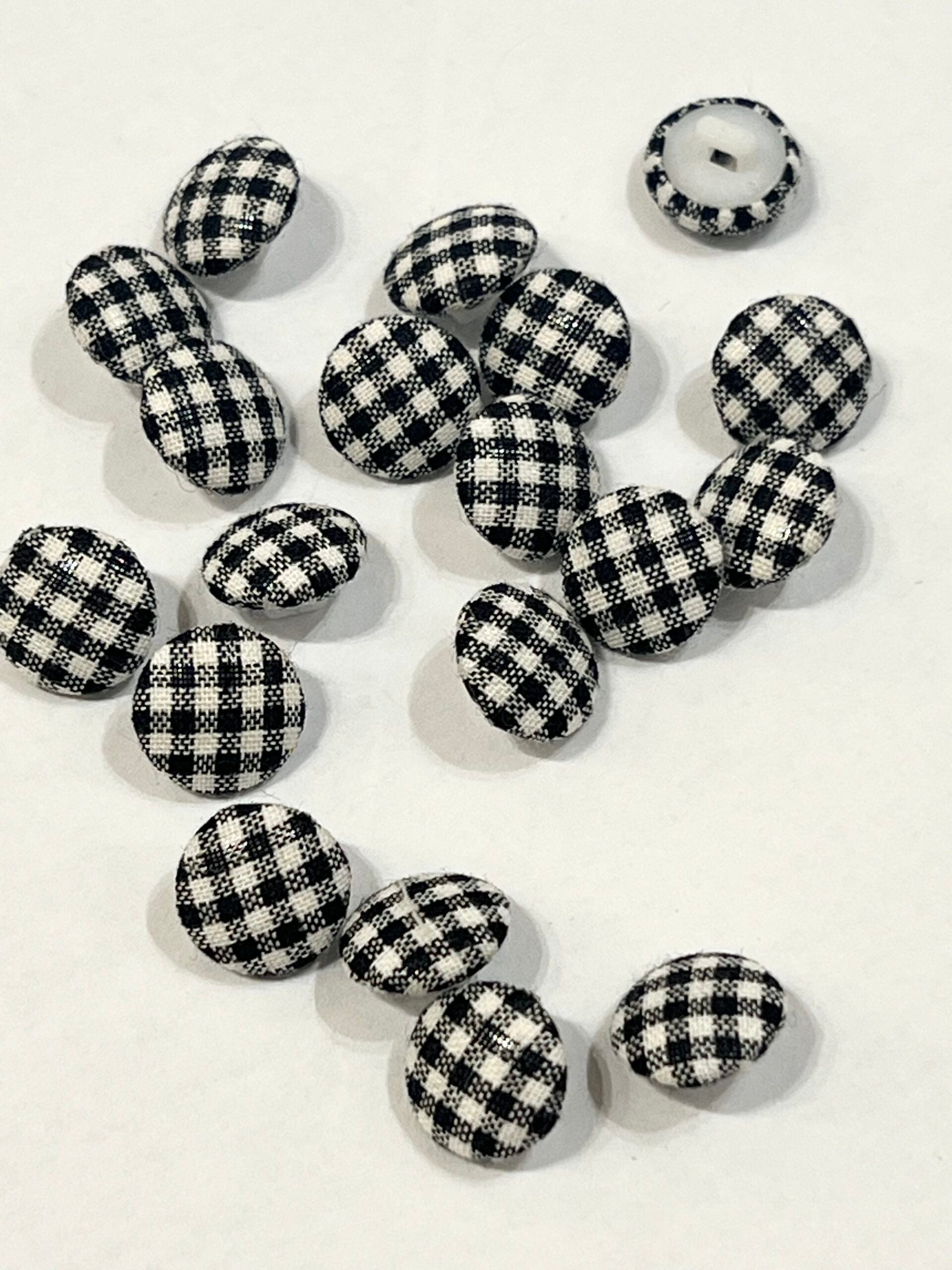 Black And White Gingham Buttons 11 mm