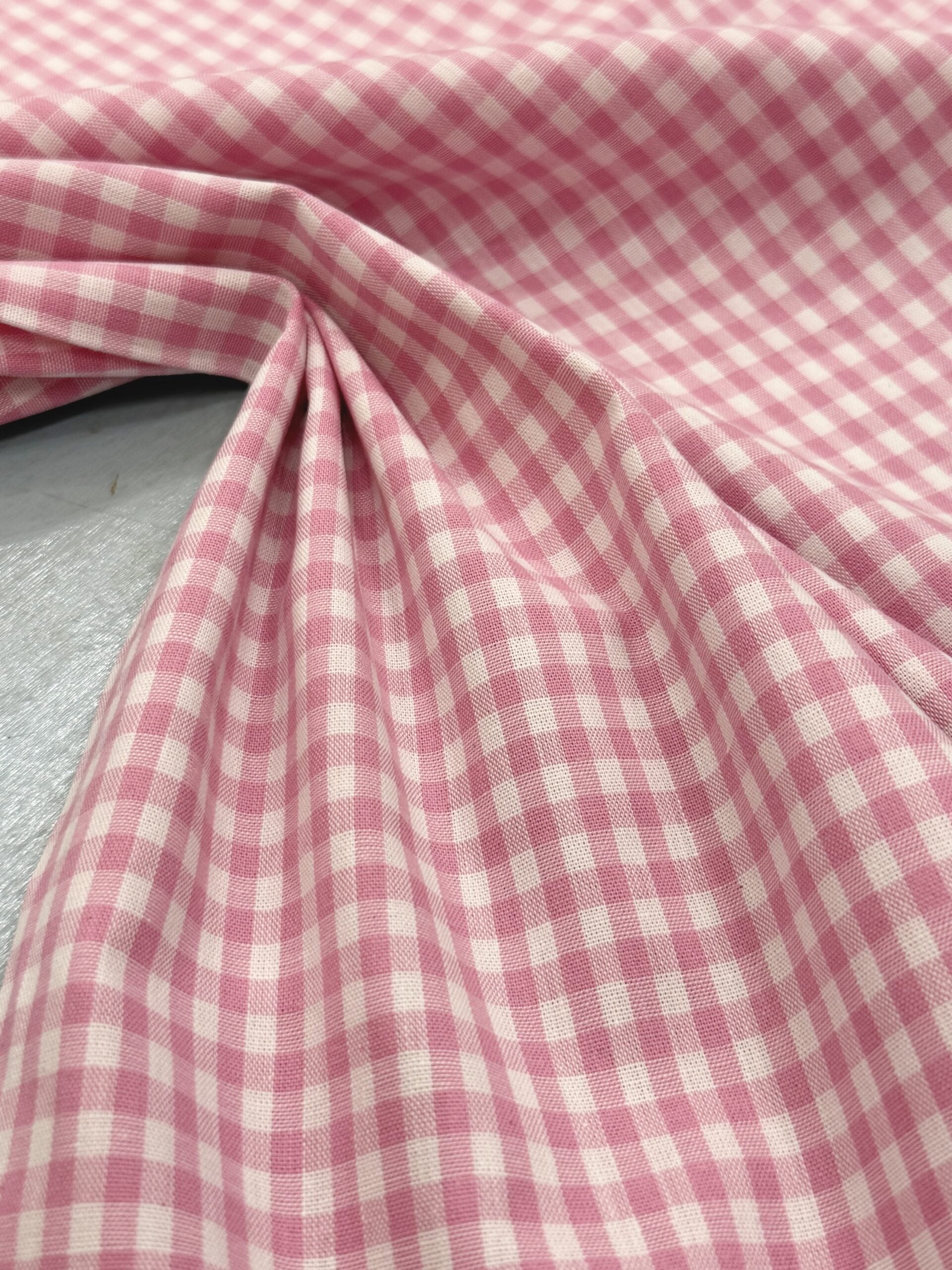 Yarn Dyed Gingham Check - Pink And White - 70cm Remnant