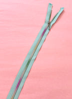 Rainbow Zip - Open Ended 22 inch