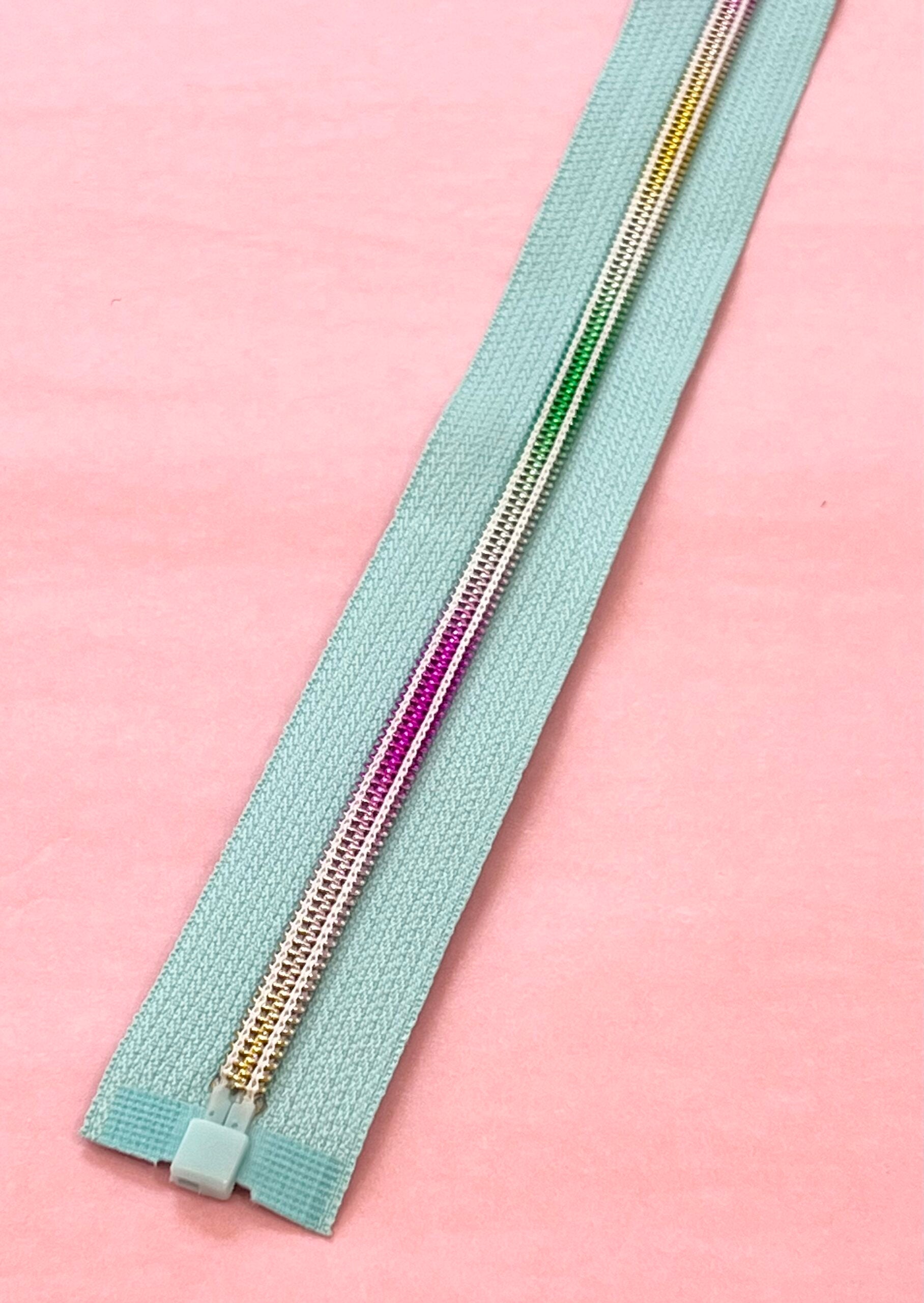 Rainbow Zip - Open Ended 22 inch