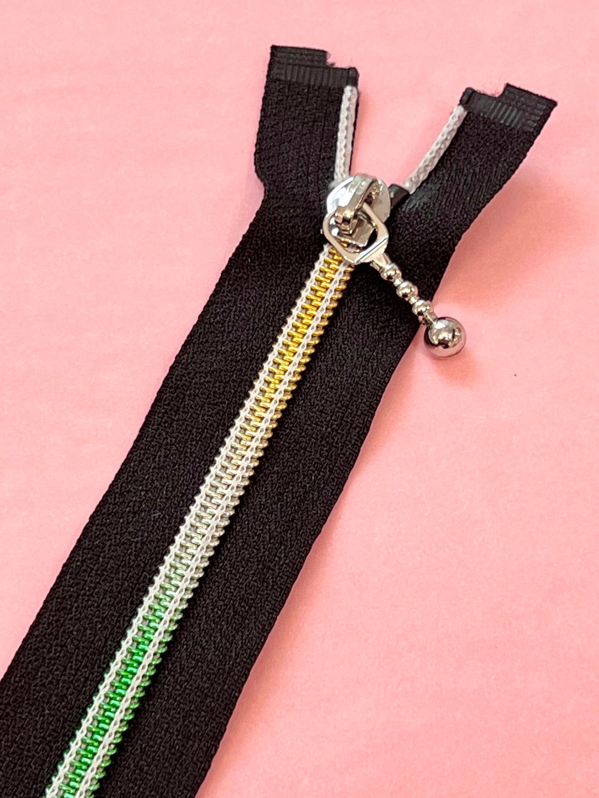 Rainbow Zip - Open Ended 22 inch