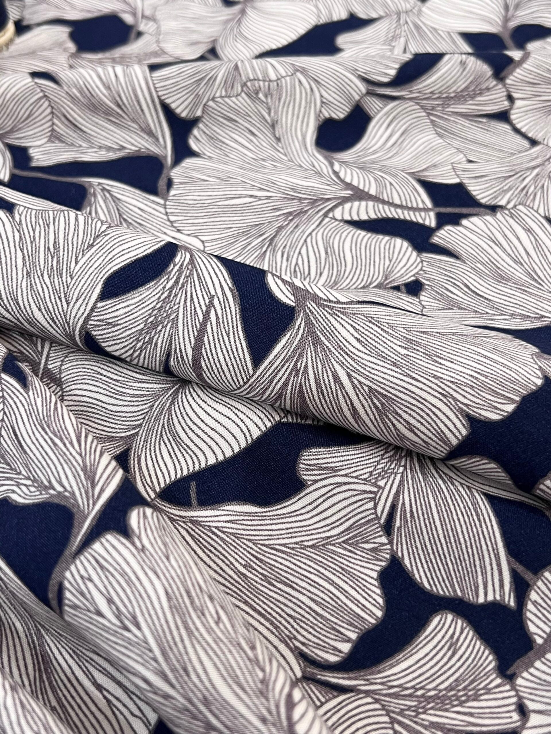 Ginkgo Viscose Navy
