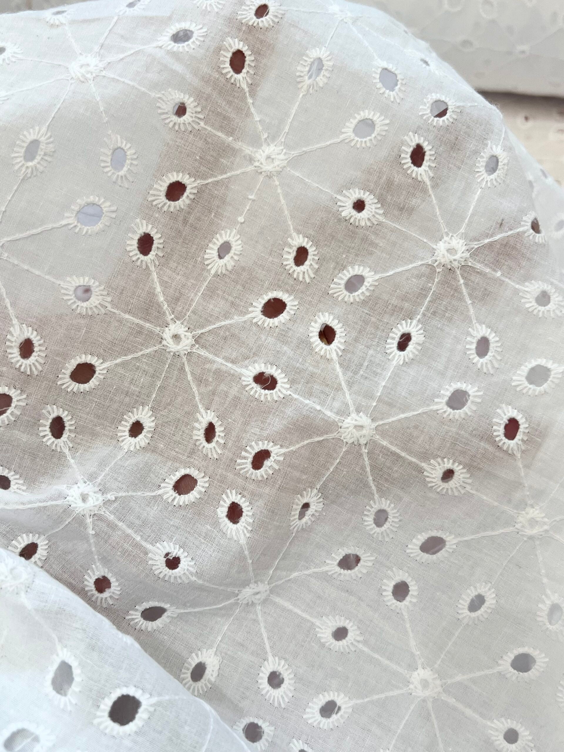 Broderie Anglaise Starburst