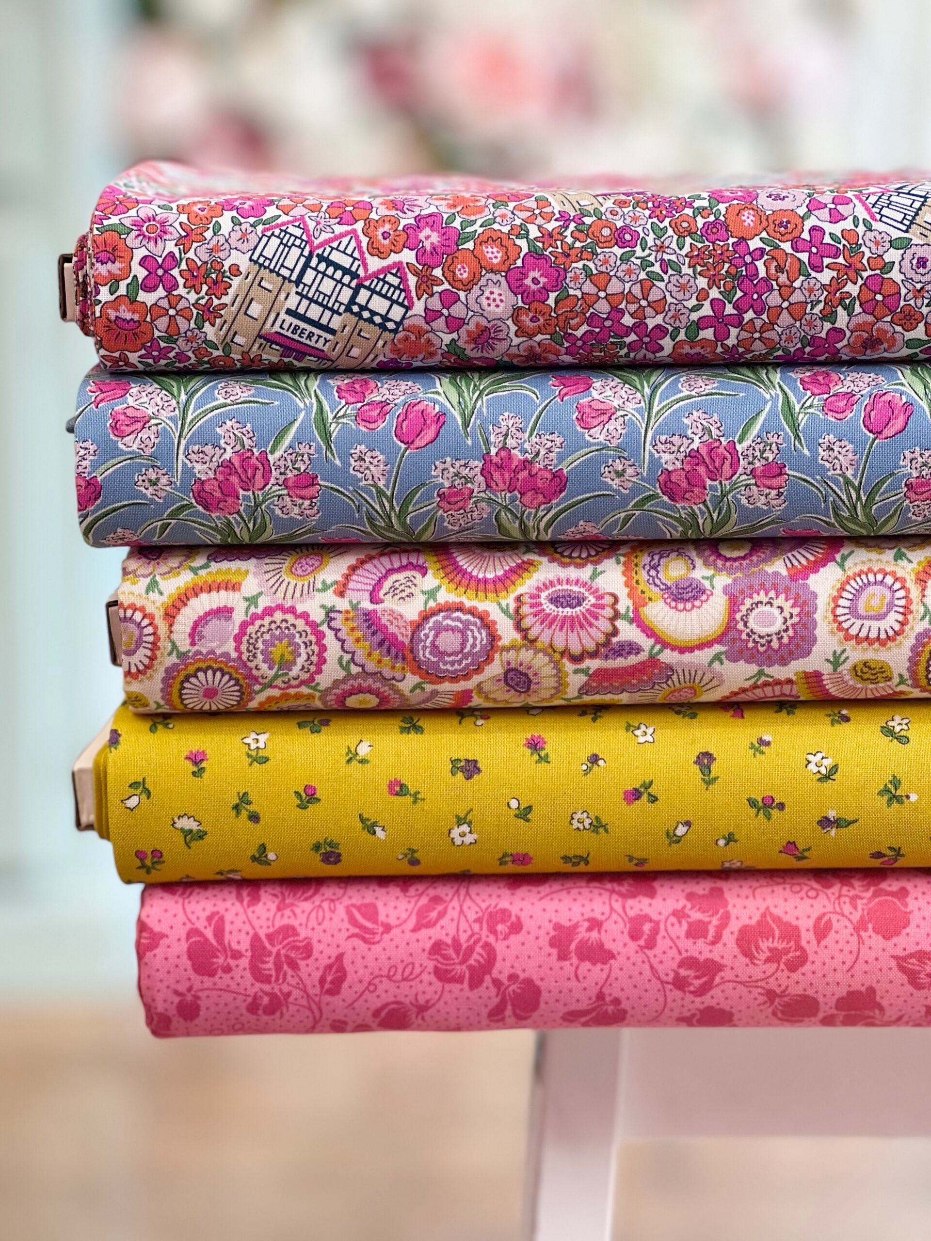 Liberty Quilting Cotton Liberty Flower Shop - Florists Flowers 412A