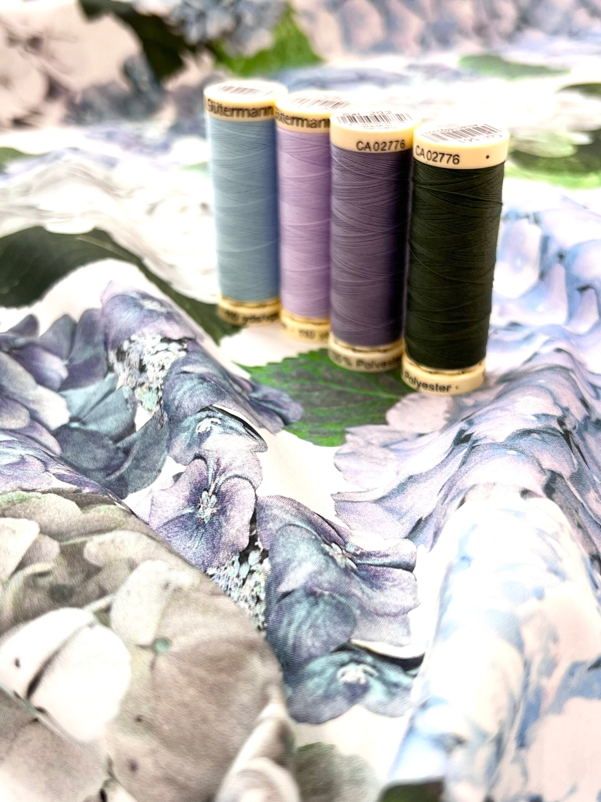 Lady McElroy Hydrangea Story Cotton Marlie Lawn 60cm Remnant