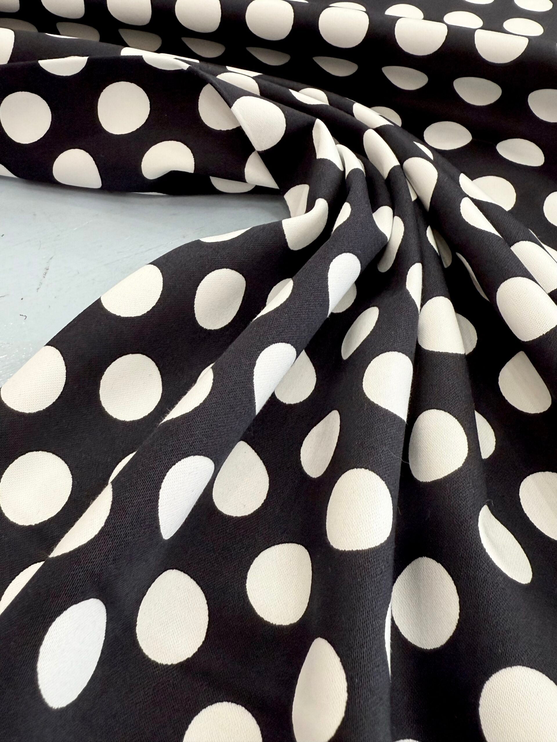 Spot Cotton Sateen