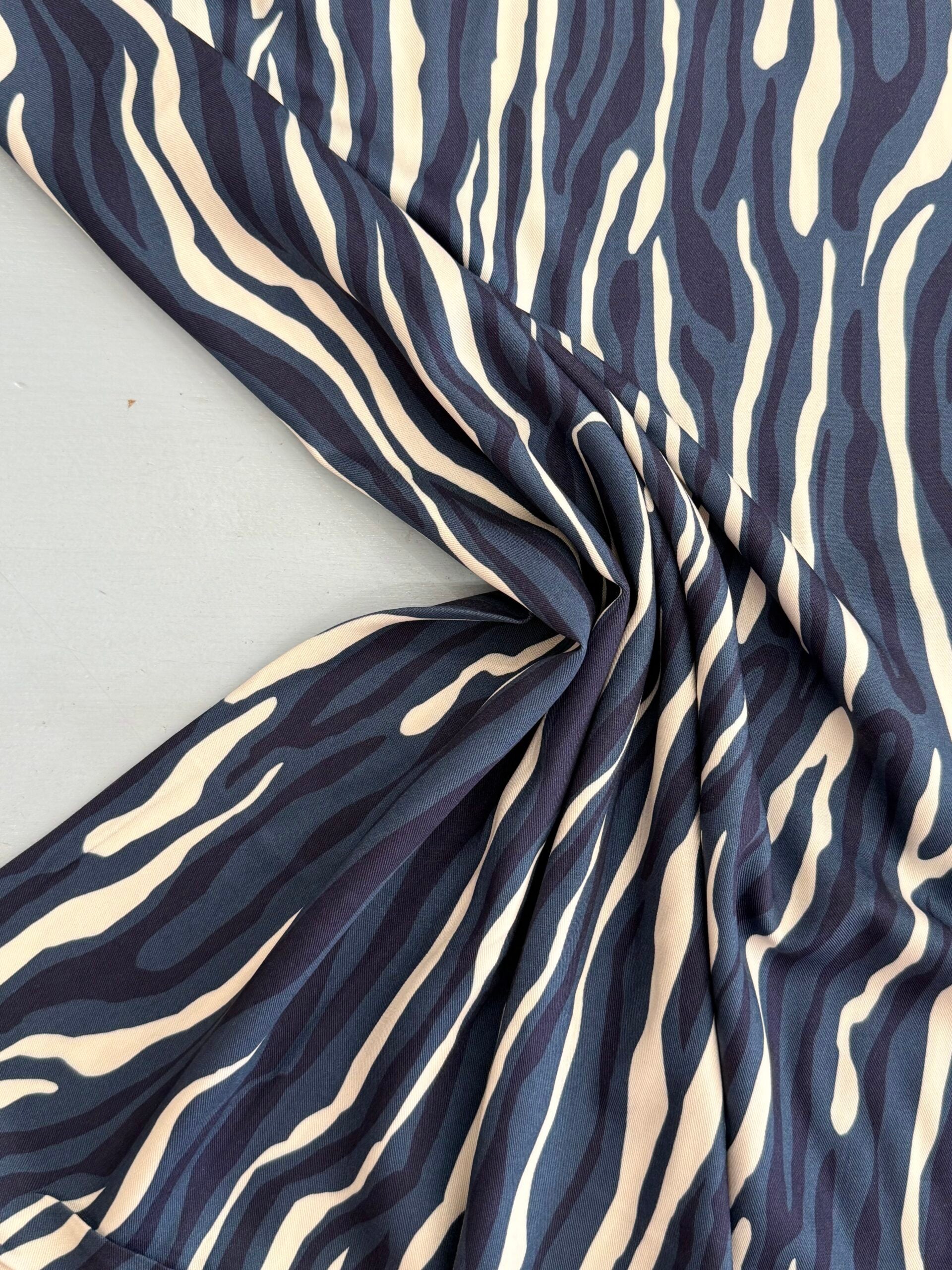Light & Lush Viscose By Stof Of Denmark - Waves