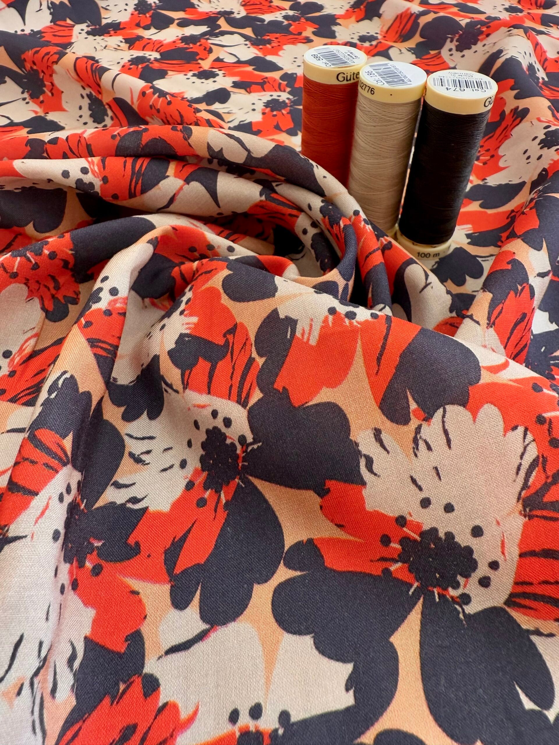 Abstract Flowers Viscose 2 Metre Remnant